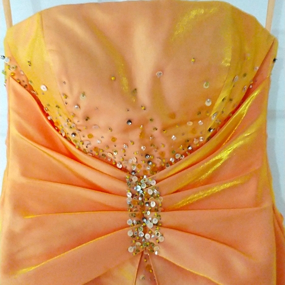 Strapless Prom Dress - Picture 5 of 6